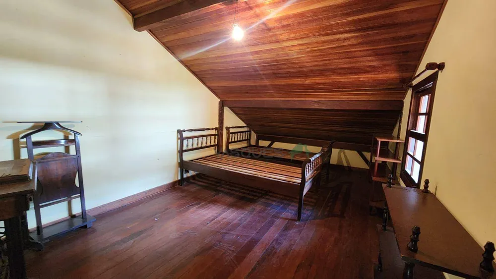 Casa, 4 quartos, 240 m² - Foto 17