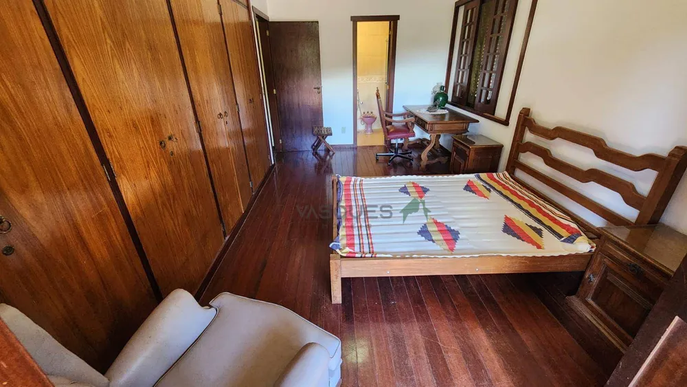 Casa, 4 quartos, 240 m² - Foto 14