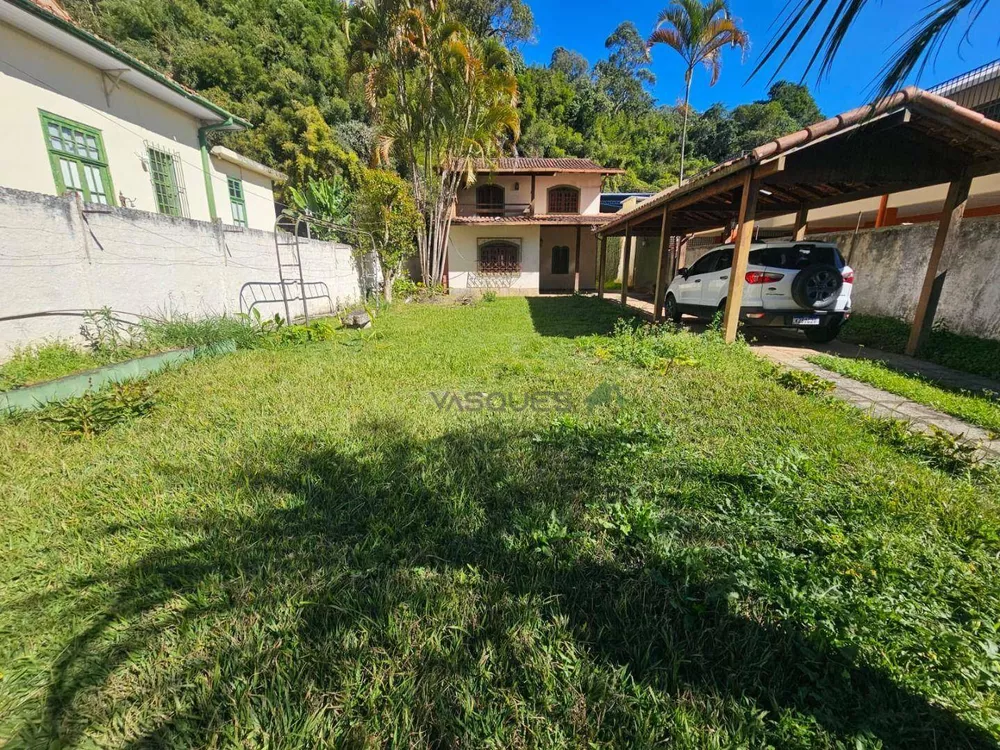 Casa, 4 quartos, 288 m² - Foto 2