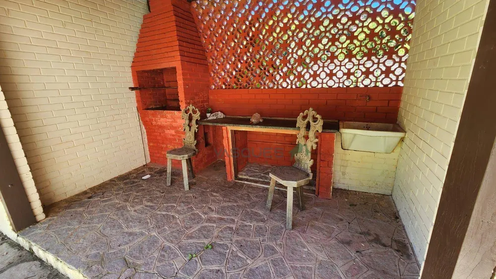 Casa, 3 quartos, 246 m² - Foto 4