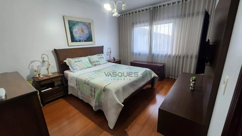 Apartamento, 3 quartos, 186 m² - Foto 4