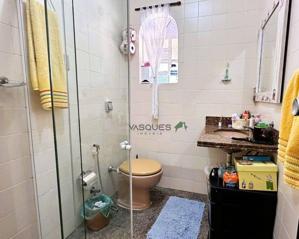 Casa à venda com 4 quartos, 264m² - Foto 5