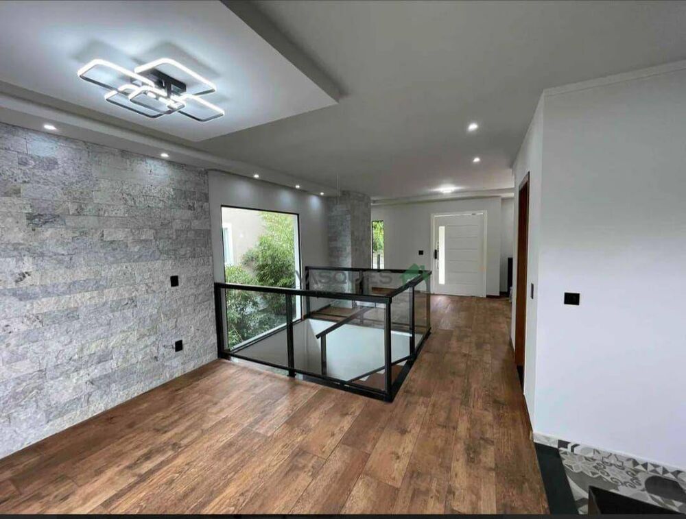 Casa de Condomínio à venda com 3 quartos, 150m² - Foto 2