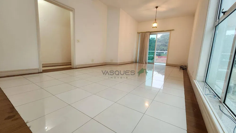 Apartamento, 3 quartos, 136 m² - Foto 1