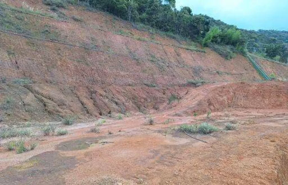 Loteamento e Condomínio, 360 m² - Foto 1