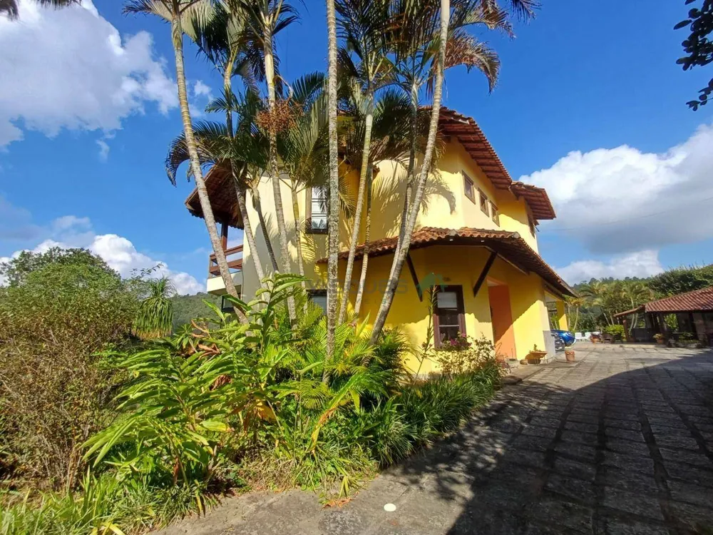 Casa, 4 quartos, 224 m² - Foto 2