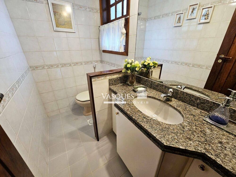 Casa de Condomínio à venda com 4 quartos, 156m² - Foto 2