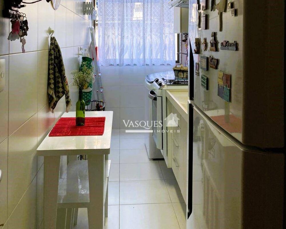 Apartamento à venda com 2 quartos, 76m² - Foto 8