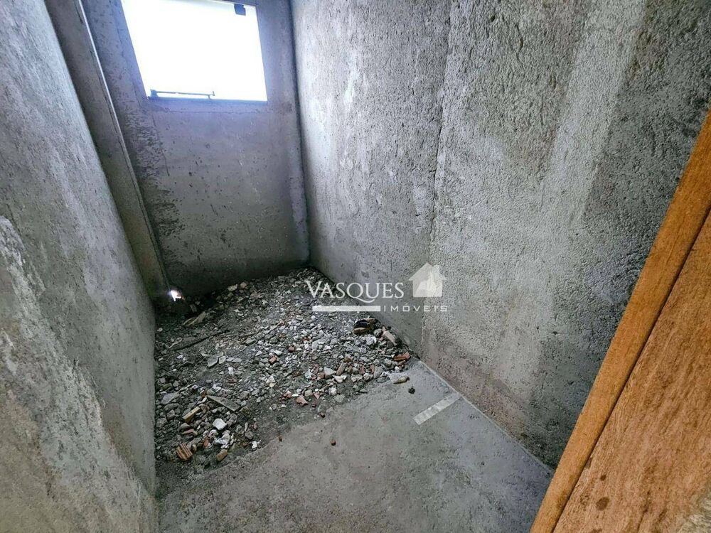 Casa de Condomínio à venda com 4 quartos, 150m² - Foto 5