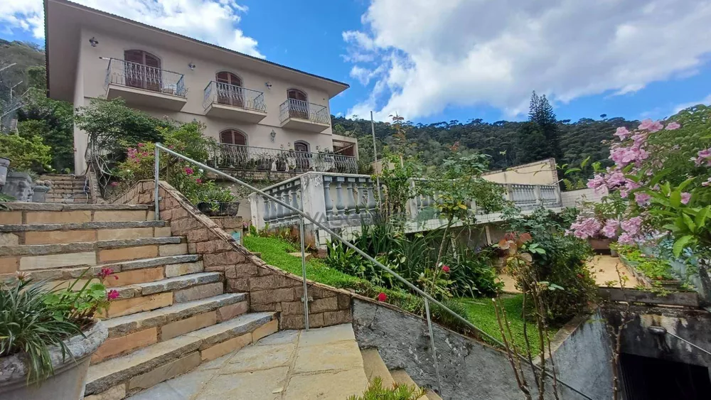 Casa, 3 quartos, 146 m² - Foto 1