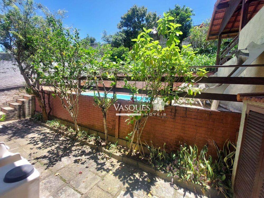 Casa, 3 quartos, 245 m² - Foto 6