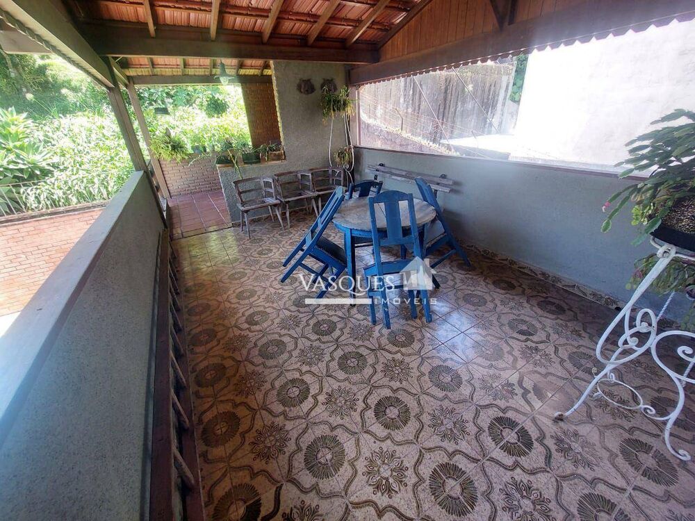 Casa, 3 quartos, 245 m² - Foto 5