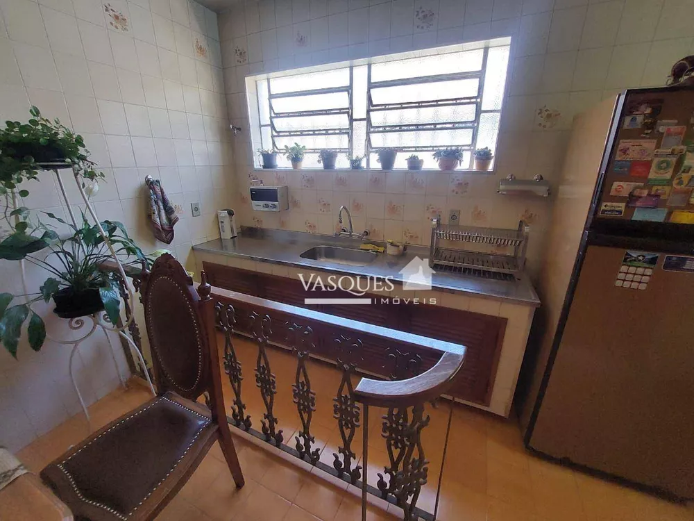 Casa, 3 quartos, 245 m² - Foto 22