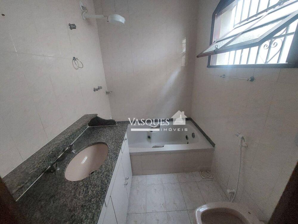 Casa para alugar com 3 quartos, 81m² - Foto 12