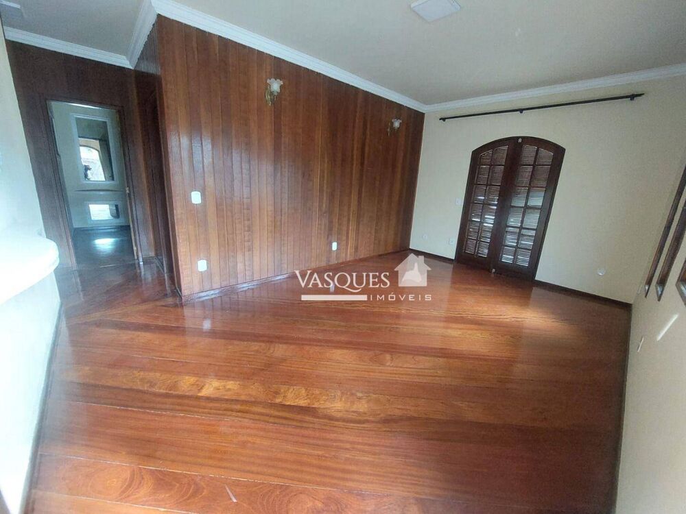 Casa para alugar com 3 quartos, 81m² - Foto 2