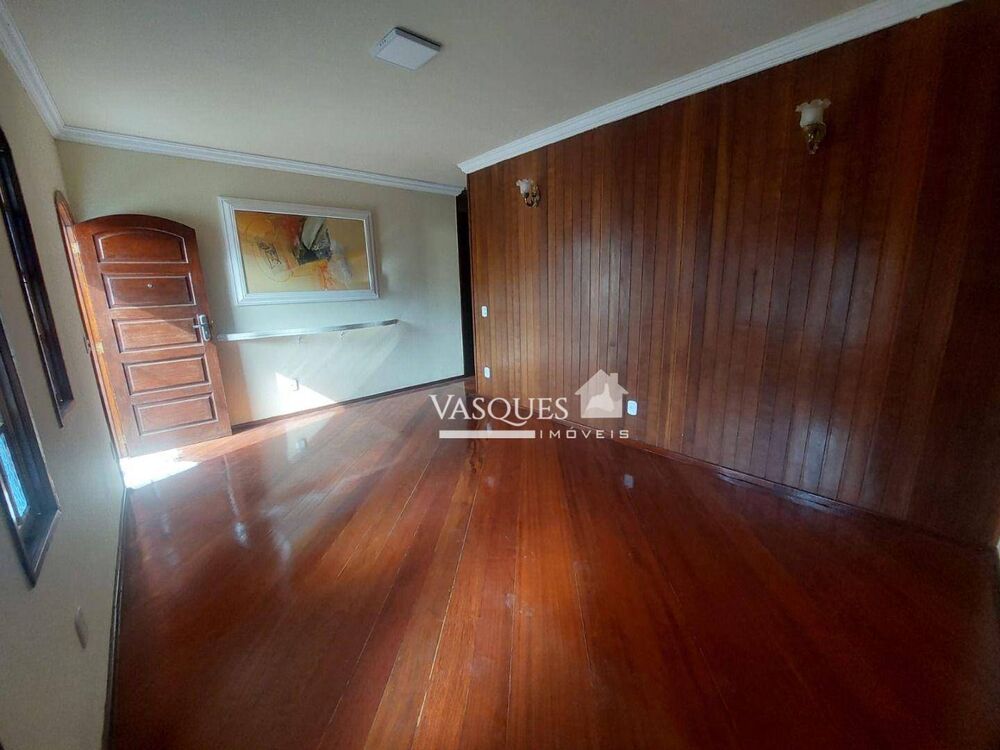 Casa para alugar com 3 quartos, 81m² - Foto 3