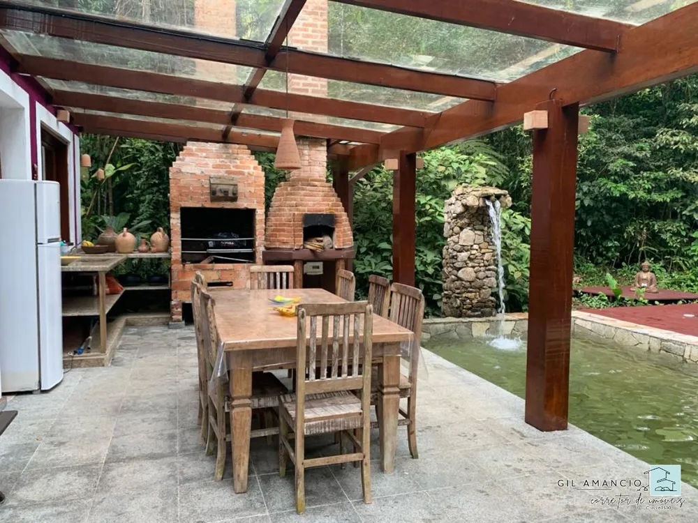 Casa, 6 quartos, 280 m² - Foto 1