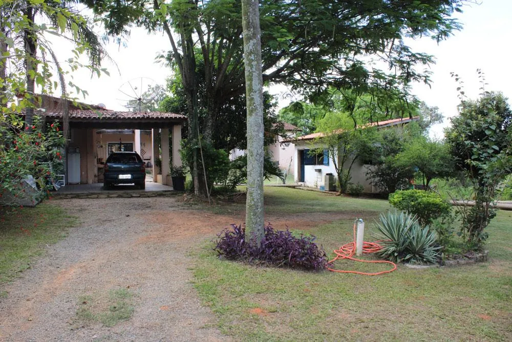 Chácara, 4 quartos, 1220 m² - Foto 2