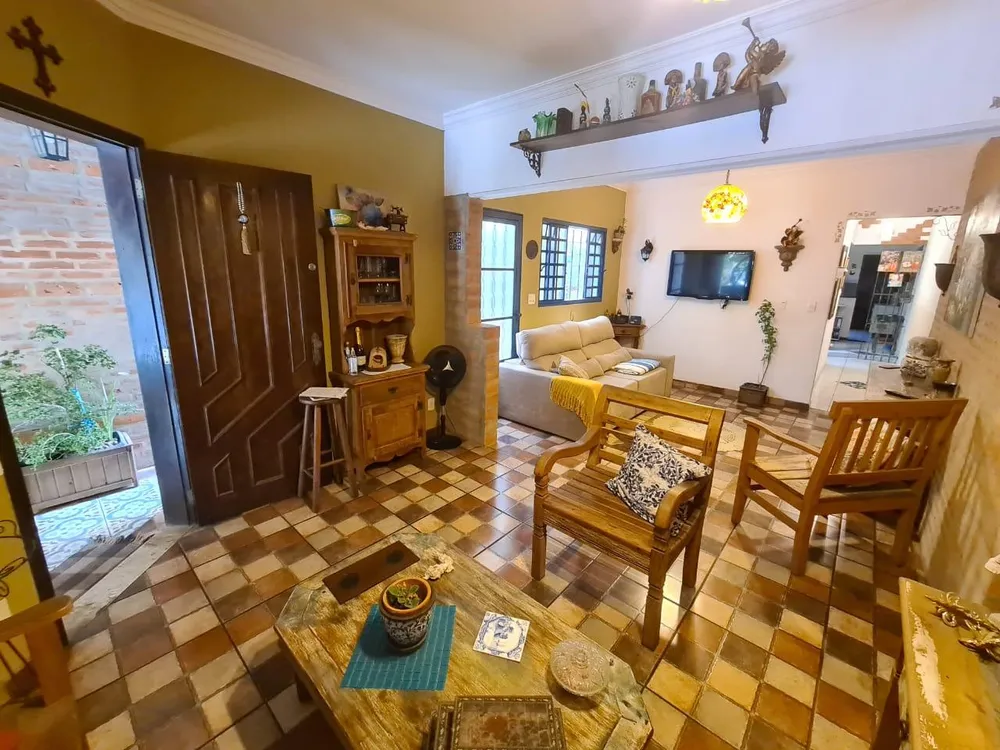 Casa, 3 quartos, 180 m² - Foto 4