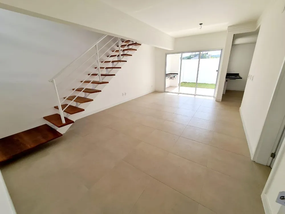 Casa, 3 quartos, 139 m² - Foto 2