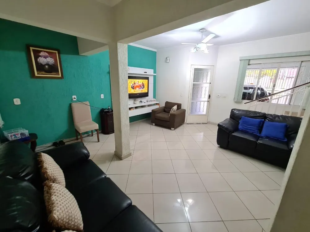 Casa, 4 quartos, 180 m² - Foto 2