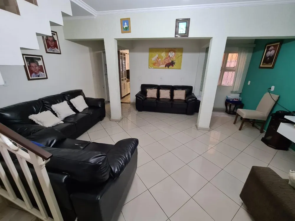 Casa, 4 quartos, 180 m² - Foto 4