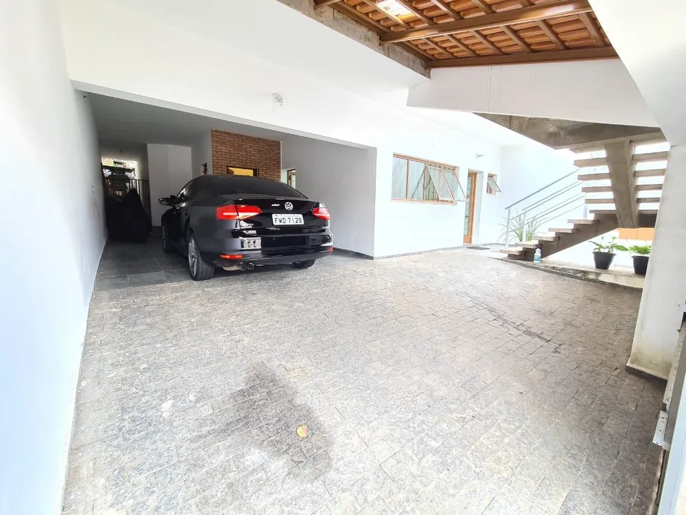 Casa, 3 quartos, 243 m² - Foto 3