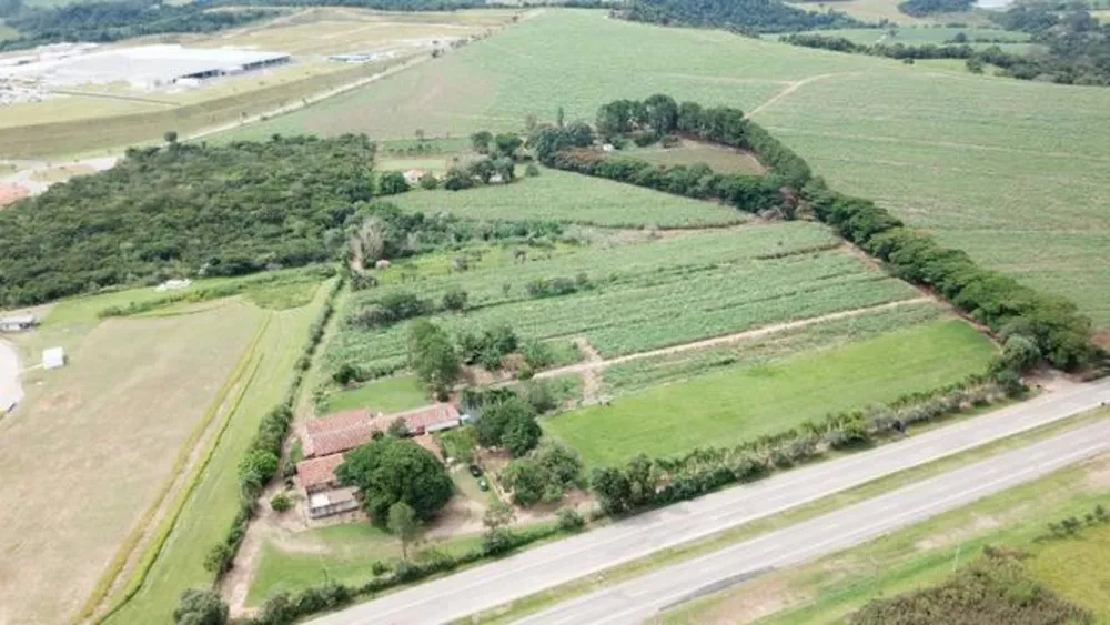 Terreno, 10 hectares - Foto 1