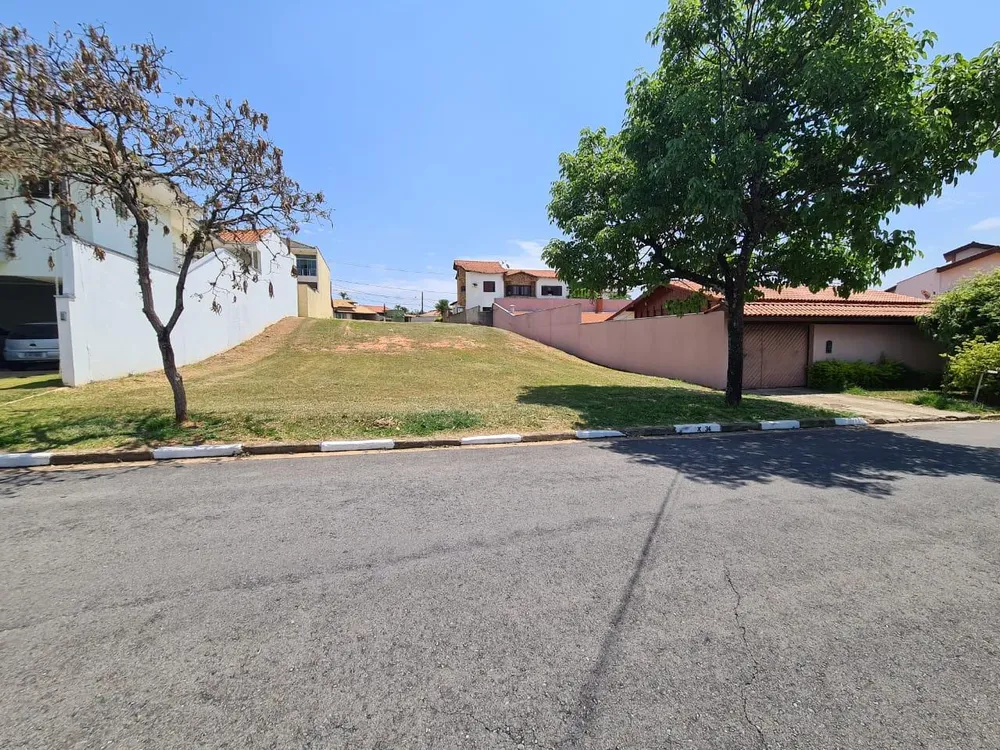Loteamento e Condomínio, 528 m² - Foto 1