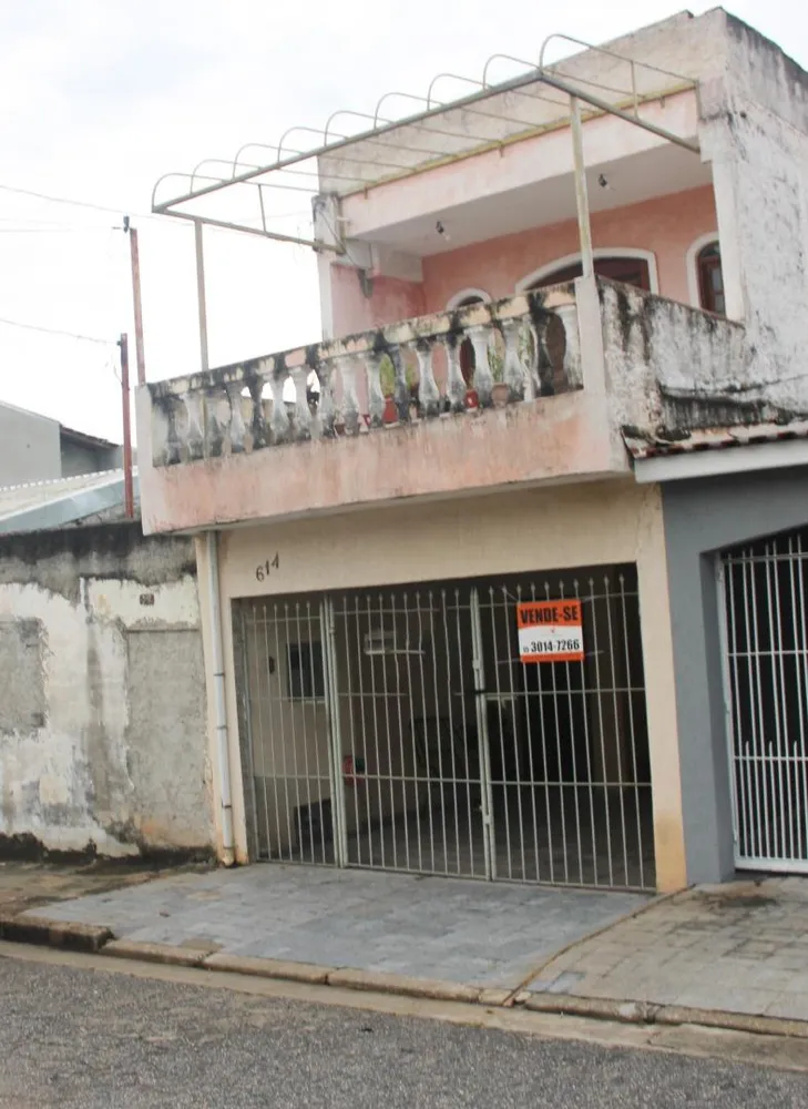 Sobrado, 3 quartos, 224 m² - Foto 2