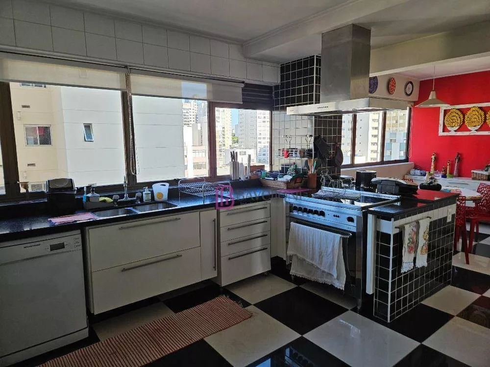 Apartamento, 4 quartos, 240 m² - Foto 28