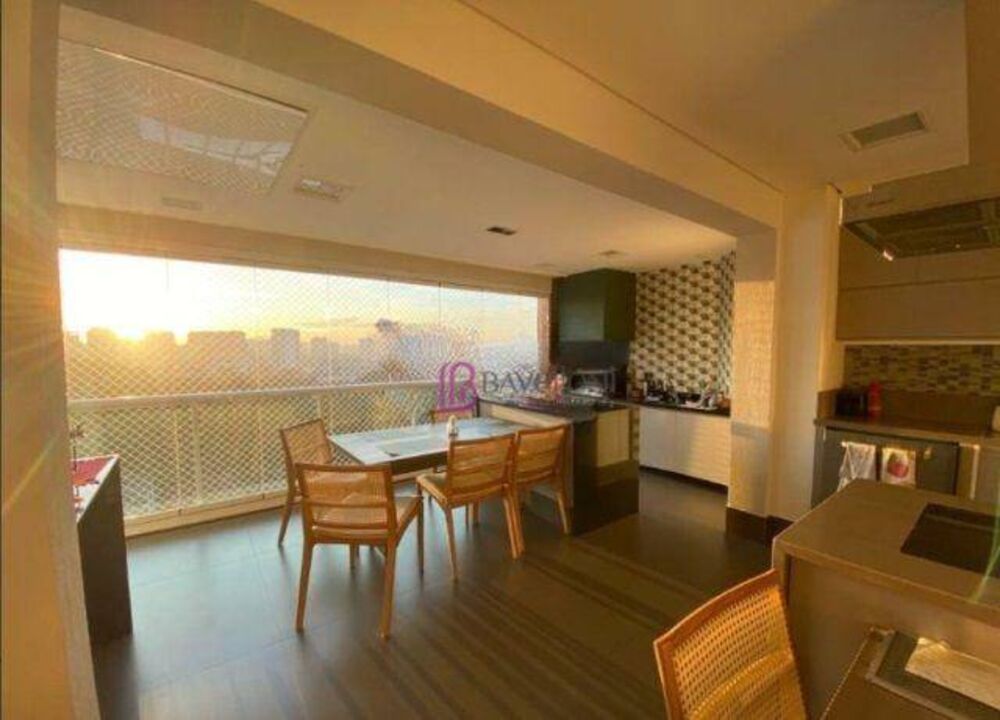 Apartamento, 4 quartos, 221 m² - Foto 1