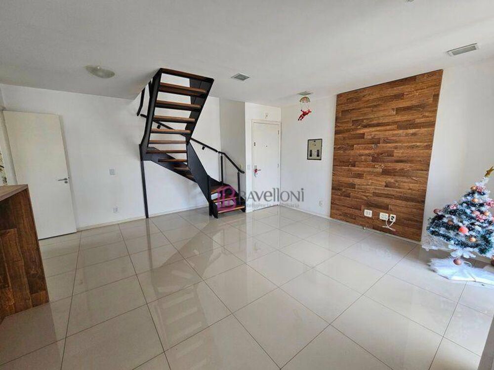 Apartamento à venda com 2 quartos, 72m² - Foto 2