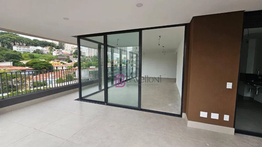 Apartamento, 3 quartos, 205 m² - Foto 2