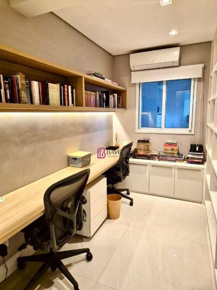 Apartamento, 3 quartos, 175 m² - Foto 1