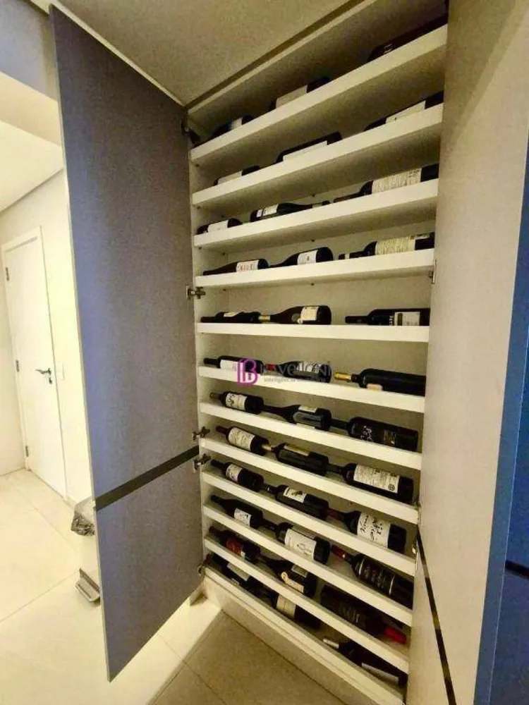 Apartamento, 3 quartos, 175 m² - Foto 2