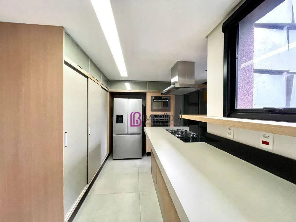 Apartamento, 3 quartos, 187 m² - Foto 3