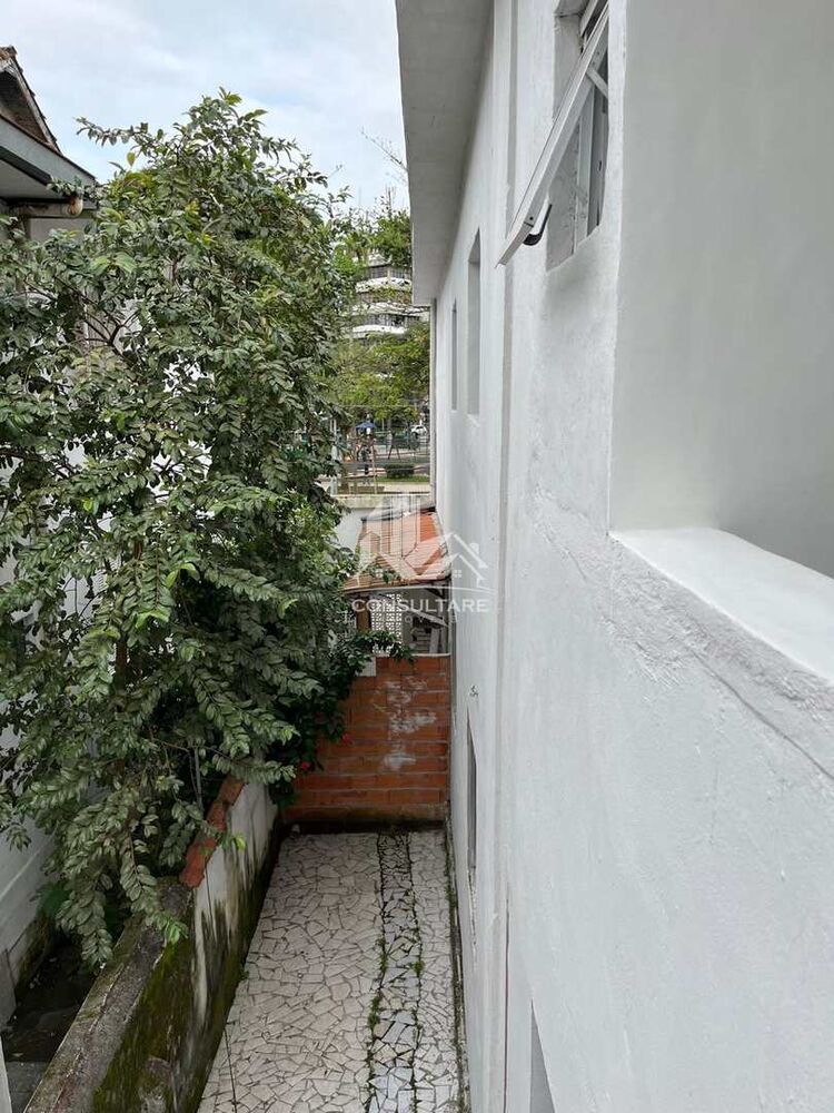 Casa para alugar com 2 quartos, 130m² - Foto 11