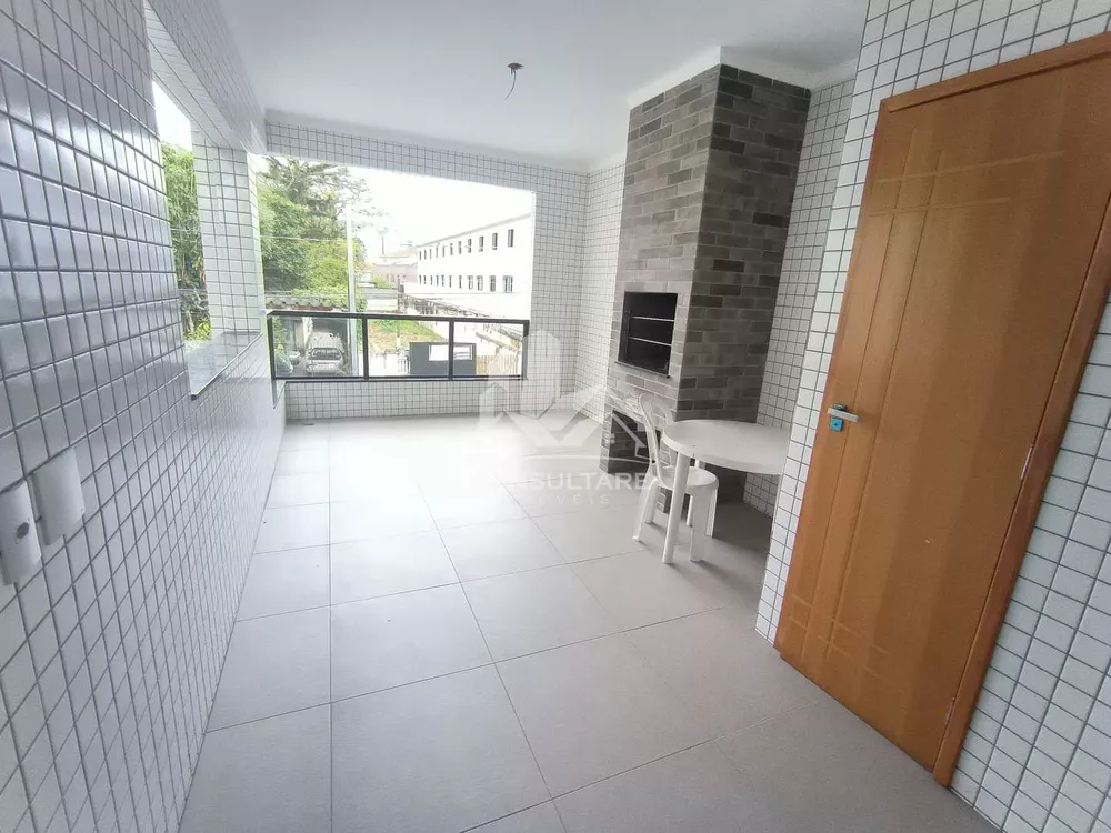 Casa à venda com 3 quartos, 164m² - Foto 1