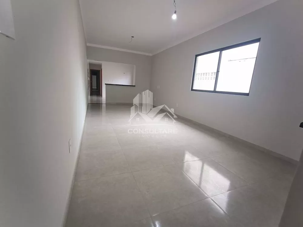 Casa à venda com 3 quartos, 164m² - Foto 4