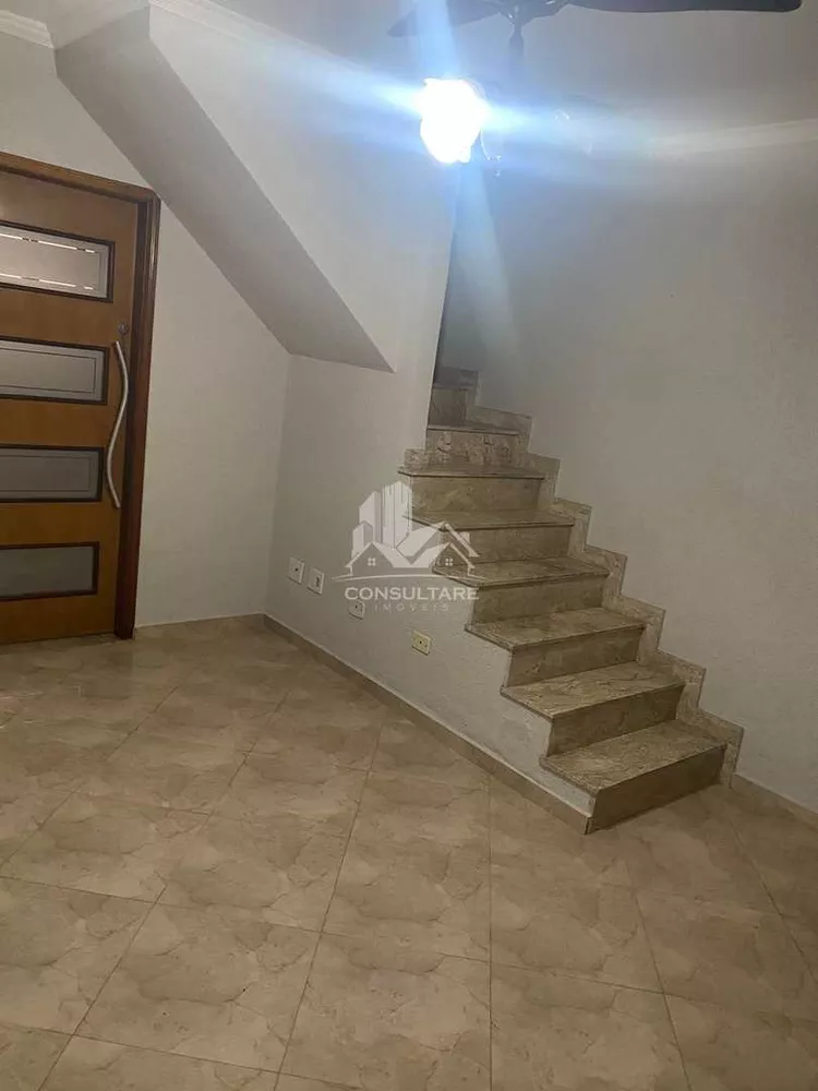 Casa à venda com 2 quartos, 67m² - Foto 2