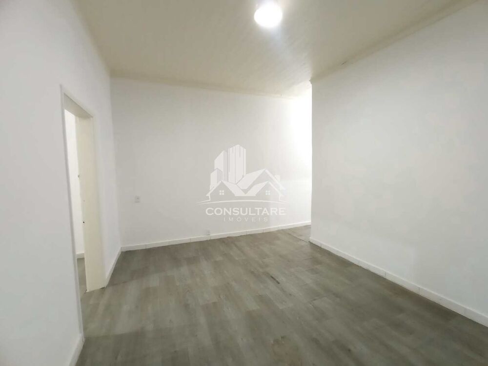 Casa para alugar com 2 quartos, 80m² - Foto 9