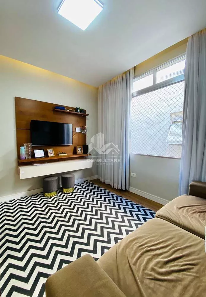 Apartamento à venda com 2 quartos, 77m² - Foto 2