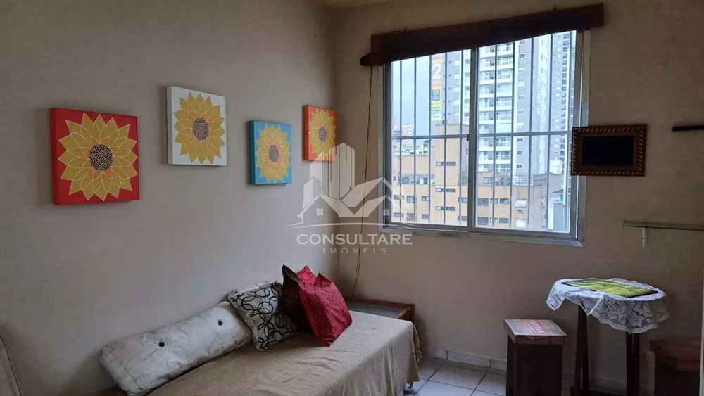 Apartamento para alugar com 2 quartos, 70m² - Foto 2