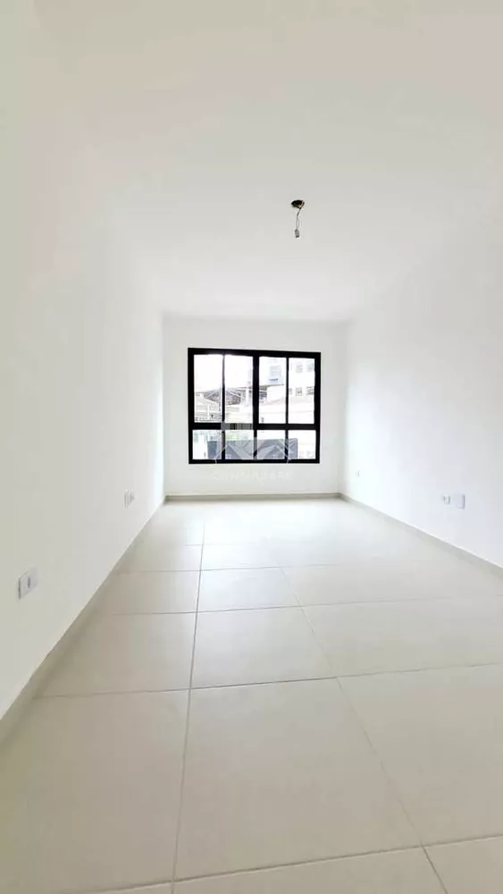 Casa à venda com 3 quartos, 130m² - Foto 2