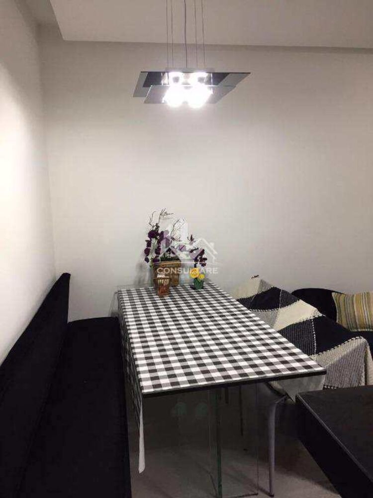 Apartamento à venda com 2 quartos, 100m² - Foto 2