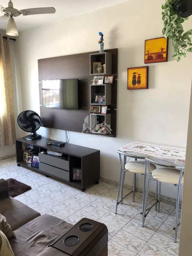 Apartamento à venda com 1 quarto, 50m² - Foto 2