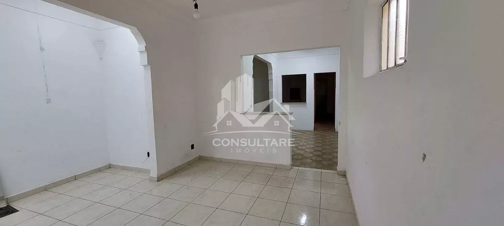 Casa para alugar com 1 quarto, 180m² - Foto 1