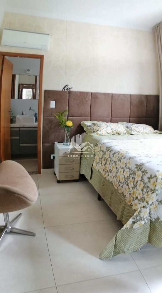 Casa à venda com 2 quartos, 80m² - Foto 4