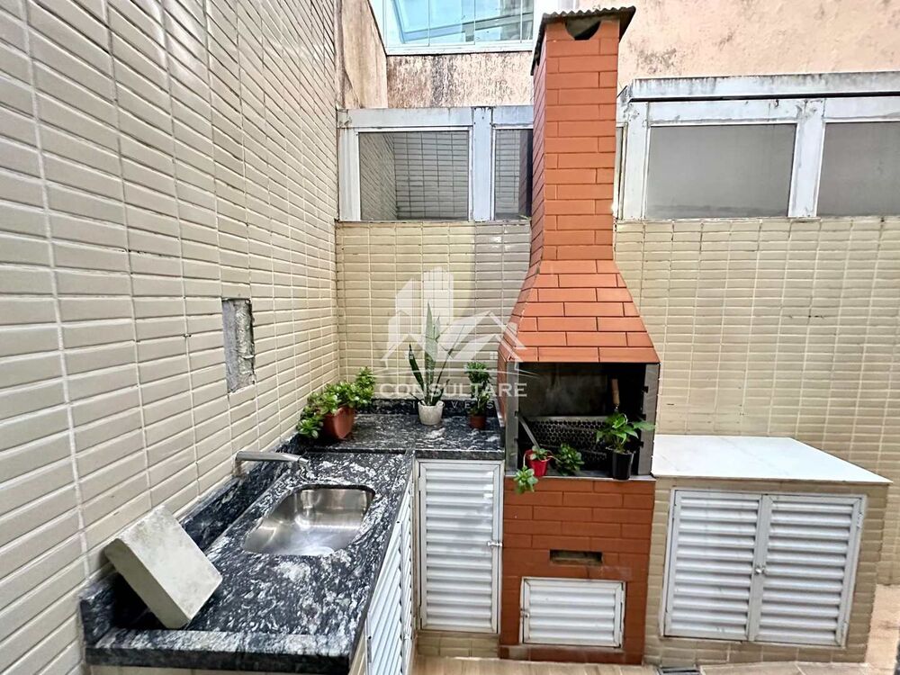 Casa à venda com 4 quartos, 113m² - Foto 1